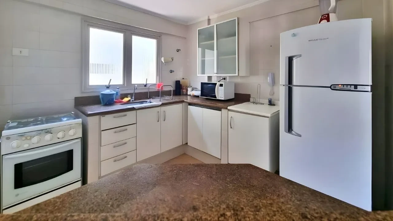 Imagem Apartamento com 2 Quartos à Venda, 70 m² em Enseada - Guarujá