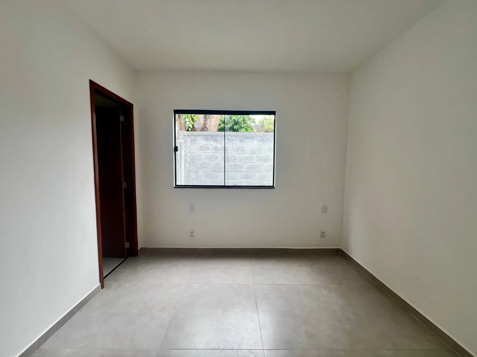 Imagem Casa com 2 Quartos à Venda, 70 m² em São Pedro - Juiz de Fora