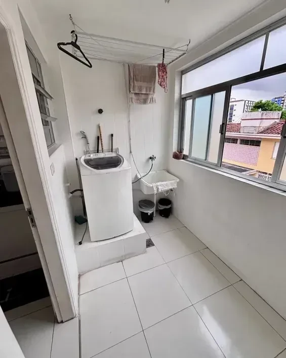 Imagem Apartamento com 2 Quartos à Venda, 75 m² em Encruzilhada - Santos