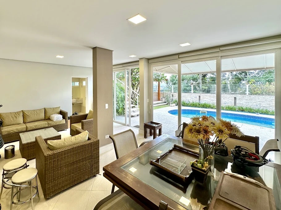 Foto do imóvel: Casa de Condomínio com 4 Quartos à Venda, 450 m² em Pousada dos Bandeirantes - Carapicuíba