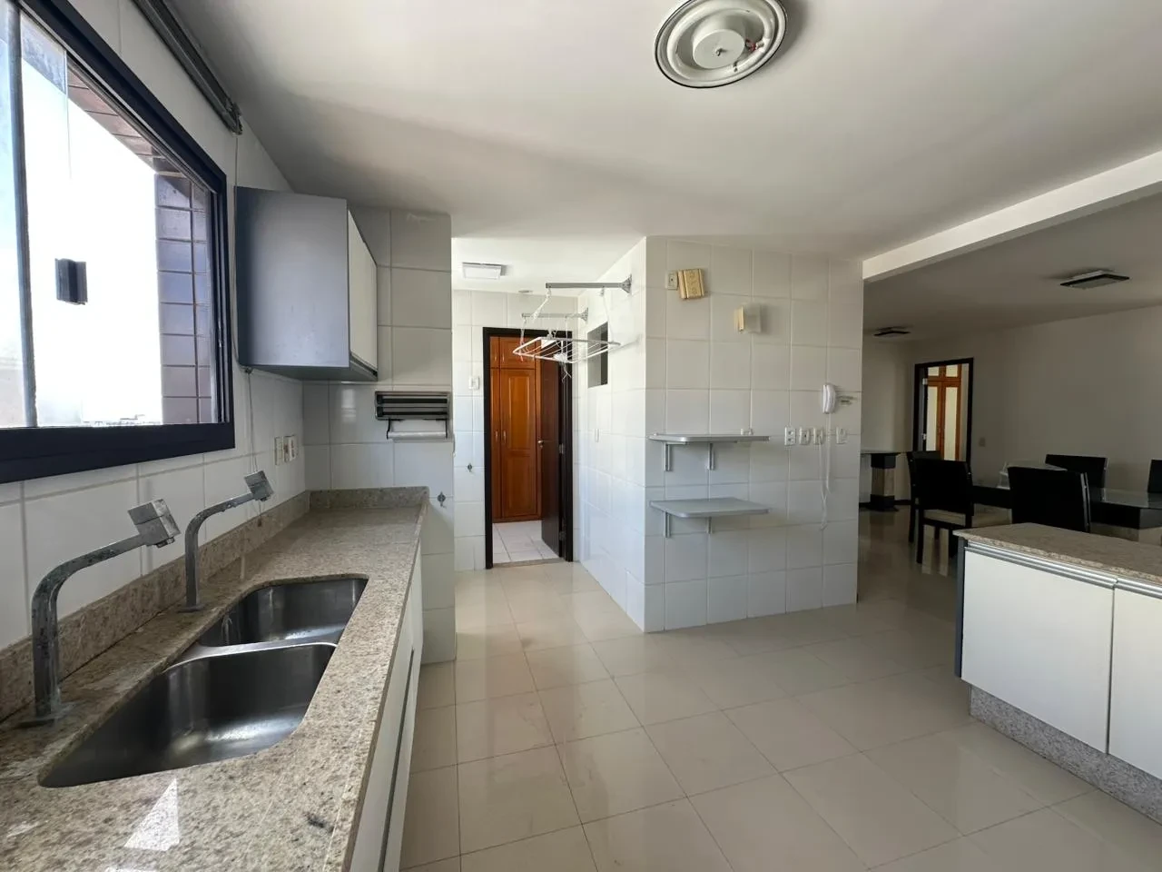 Imagem Apartamento com 3 Quartos à Venda, 120 m² em Umarizal - Belém