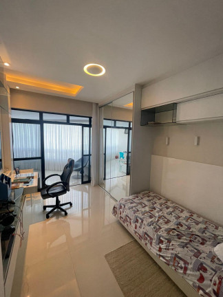 Imagem Apartamento com 4 Quartos à Venda, 217 m² em Ponta do Farol - São Luís