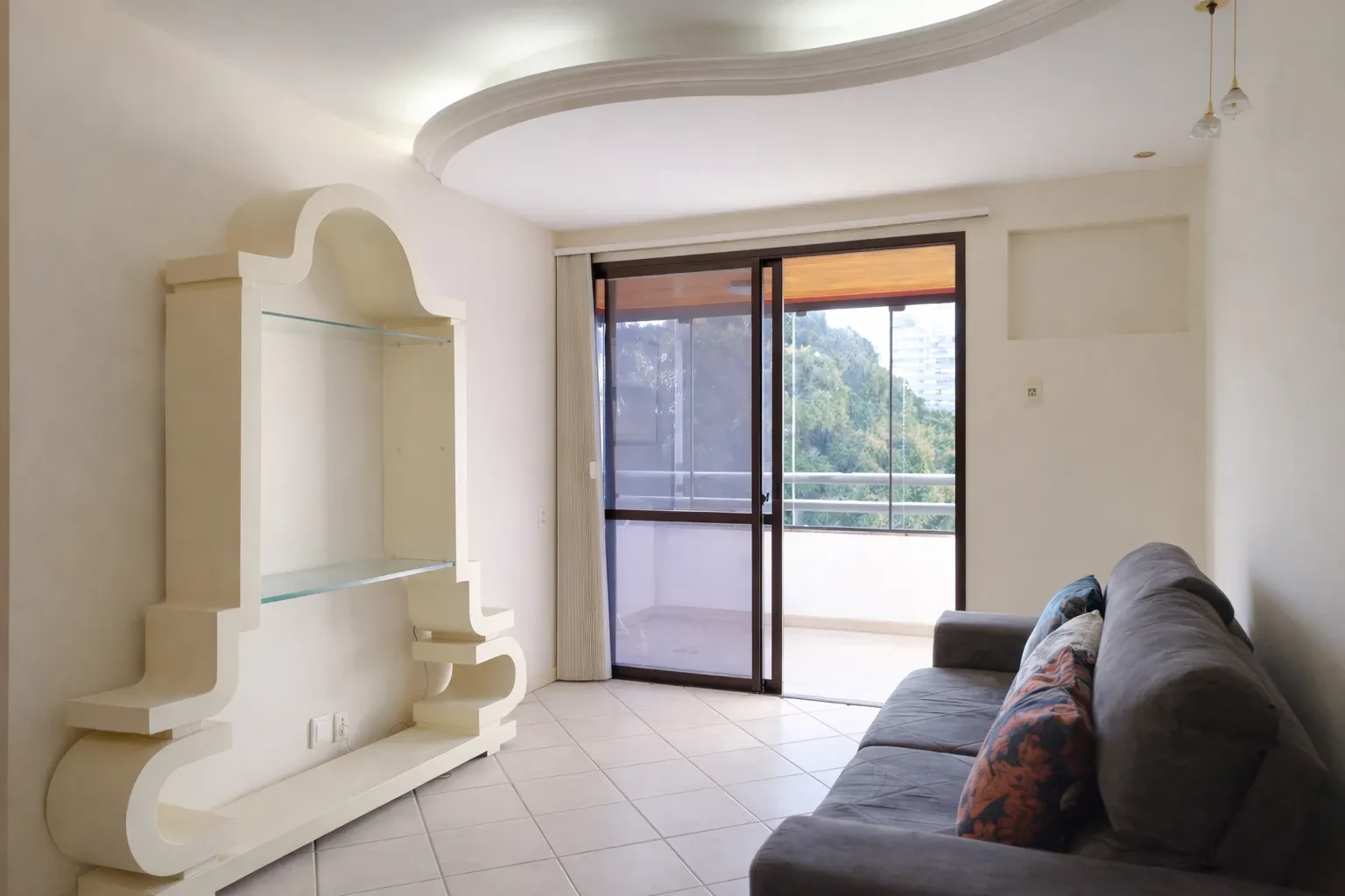 Imagem Apartamento com 3 Quartos à Venda, 107 metros em Centro - Florianópolis