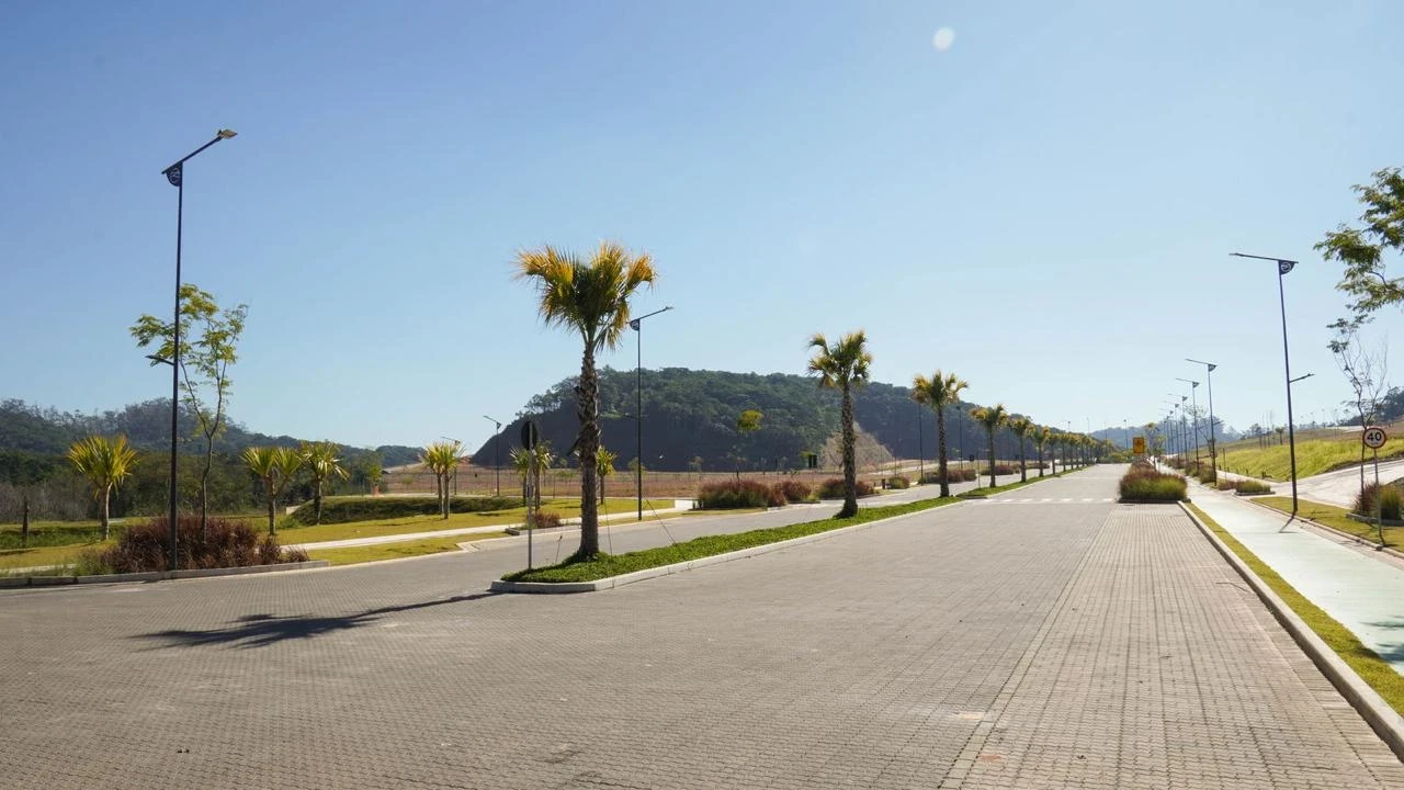 Imagem Terreno em Condomínio à Venda, 300 m² em Várzea do Ranchinho - Balneário Camboriú