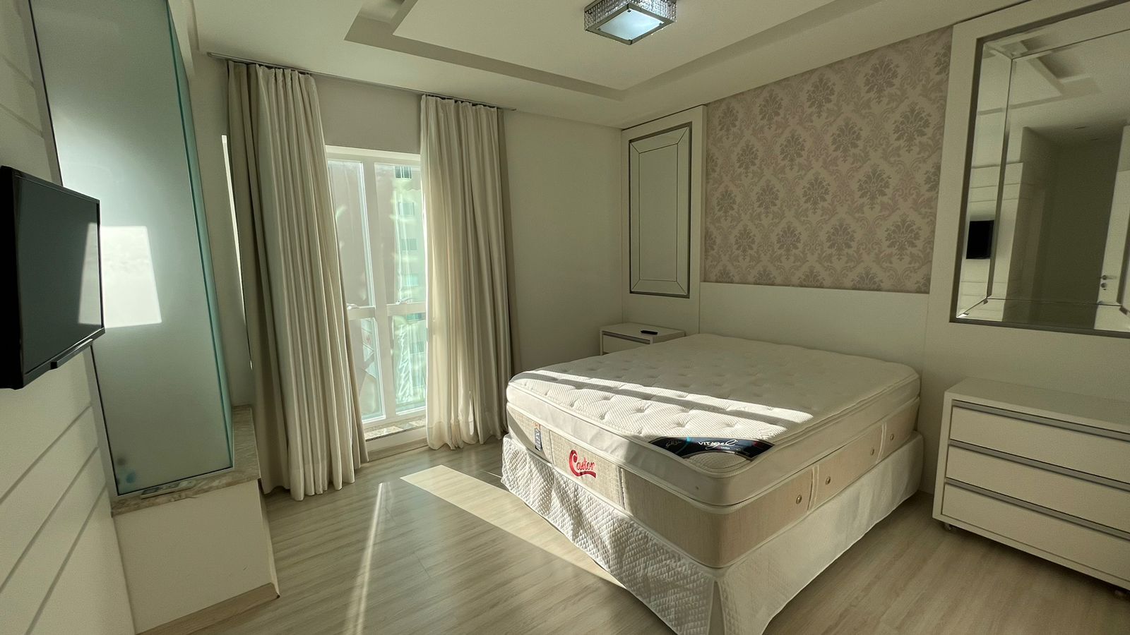 Imagem Apartamento com 4 Quartos à Venda, 163 m²em Meia Praia - Itapema