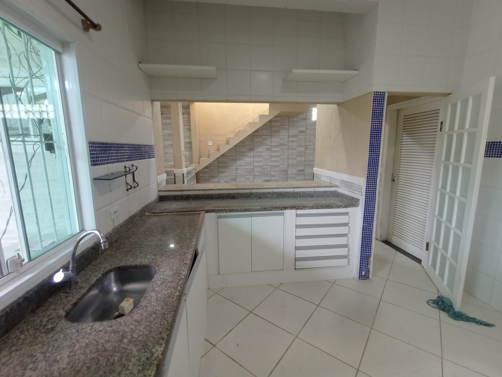 Foto do imóvel: Sobrado com 2 Quartos à Venda, 80 m²em Balneario Praia do Perequê - Guarujá