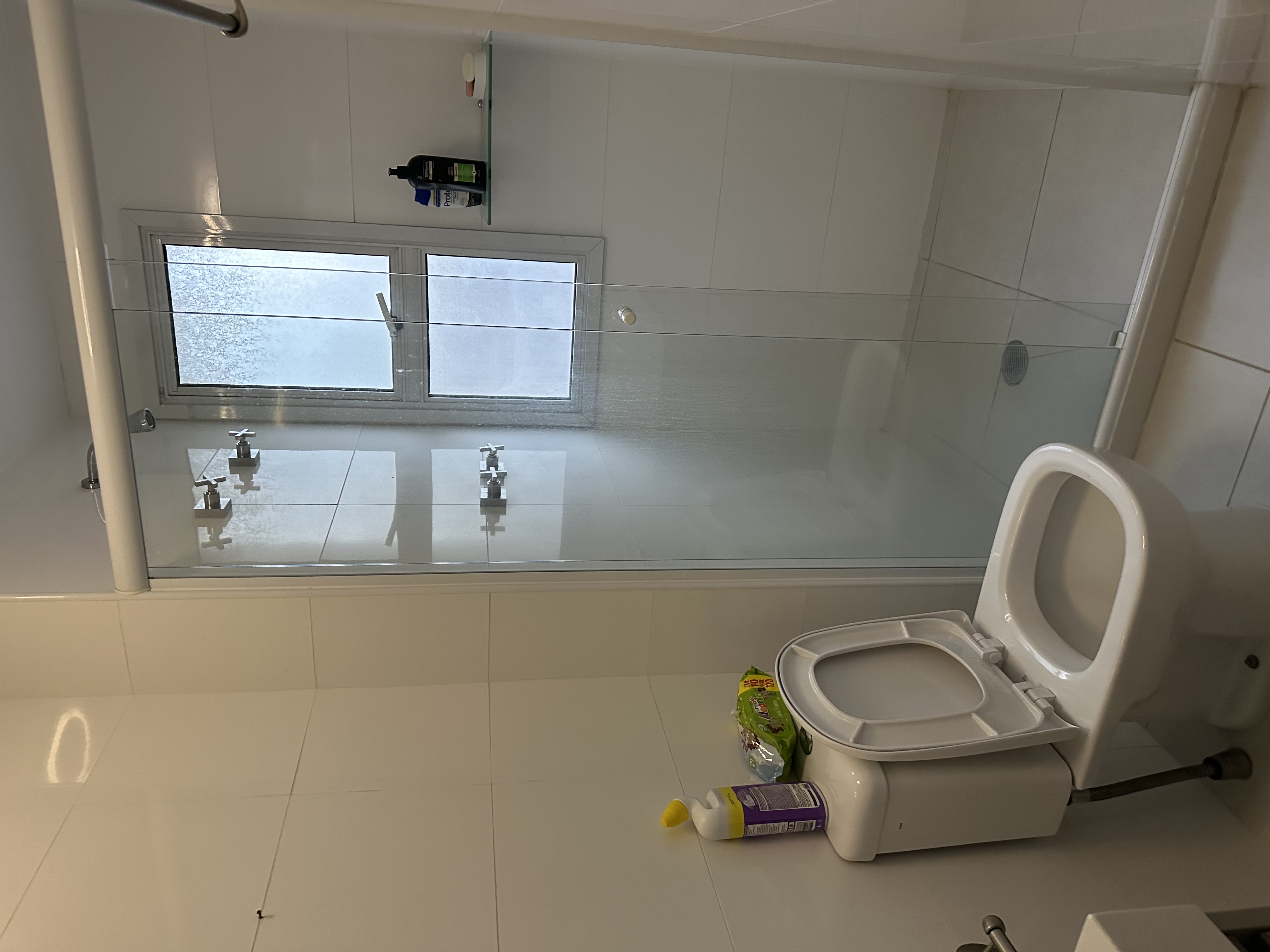Imagem Apartamento com 2 Quartos para Alugar, 96 m²em Alphaville Empresarial - Barueri