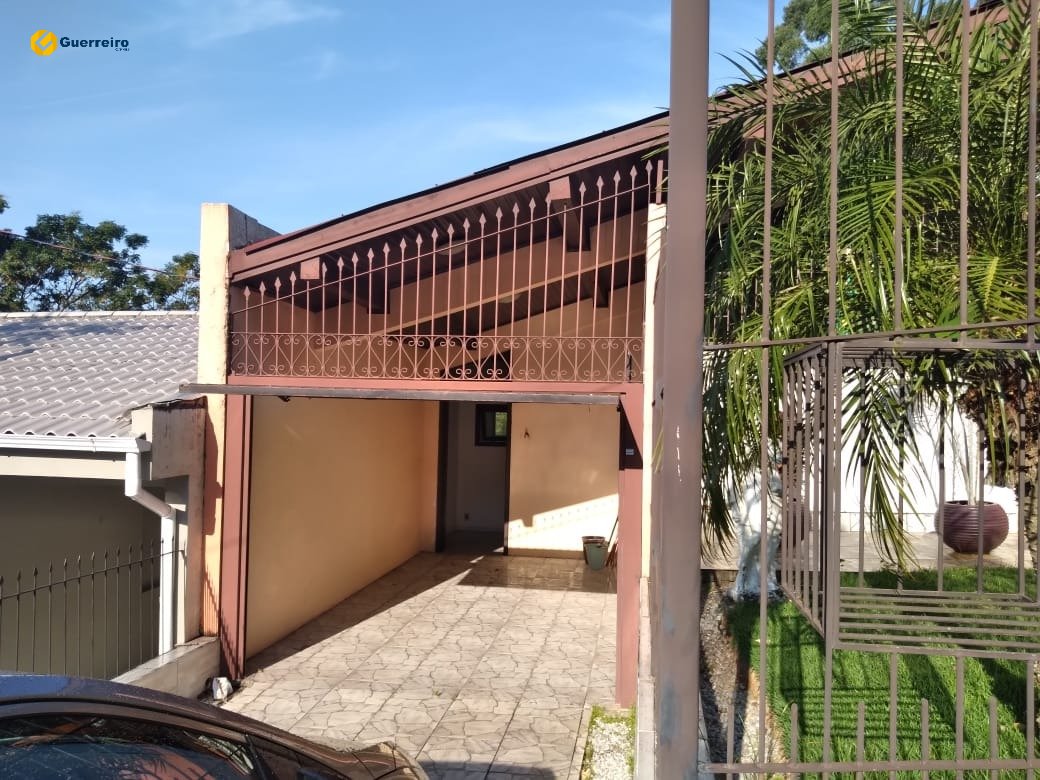 Foto do imóvel: Casa com 3 Quartos à Venda, 190 m² em Trindade - Florianópolis