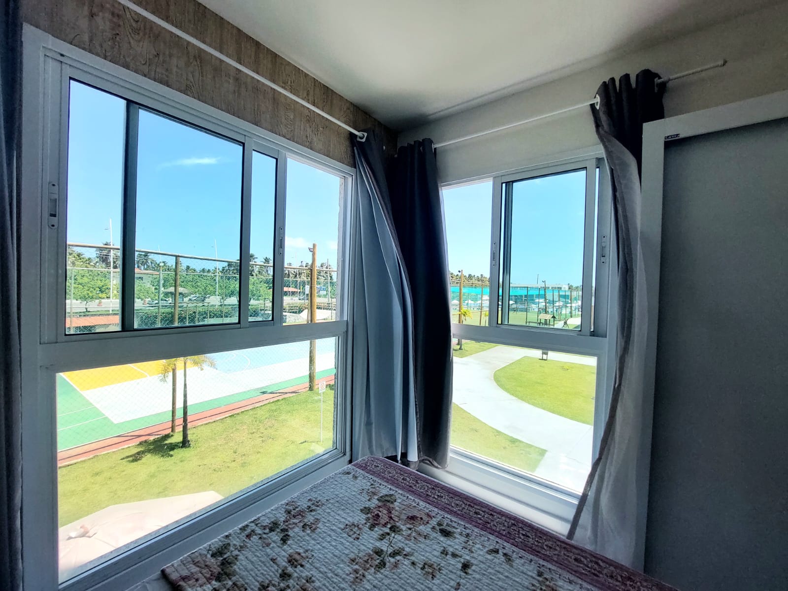 Imagem Apartamento com 3 Quartos à Venda, 68 m²em Praia de Muro Alto - Ipojuca