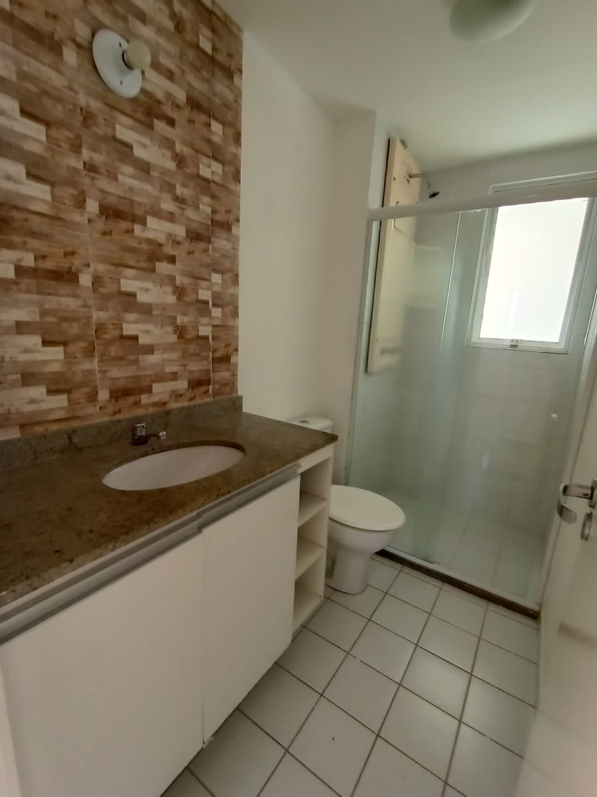 Imagem Apartamento com 3 Quartos para Alugar, 81 m²em Piatã - Salvador