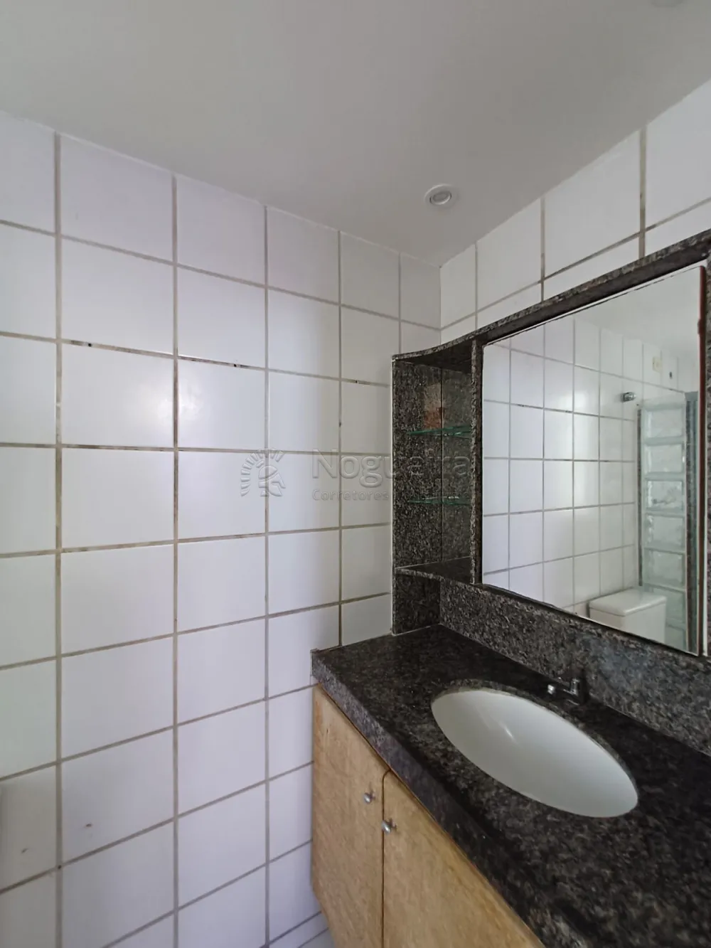 Imagem Apartamento com 2 Quartos para Alugar, 65 m²em Boa Viagem - Recife