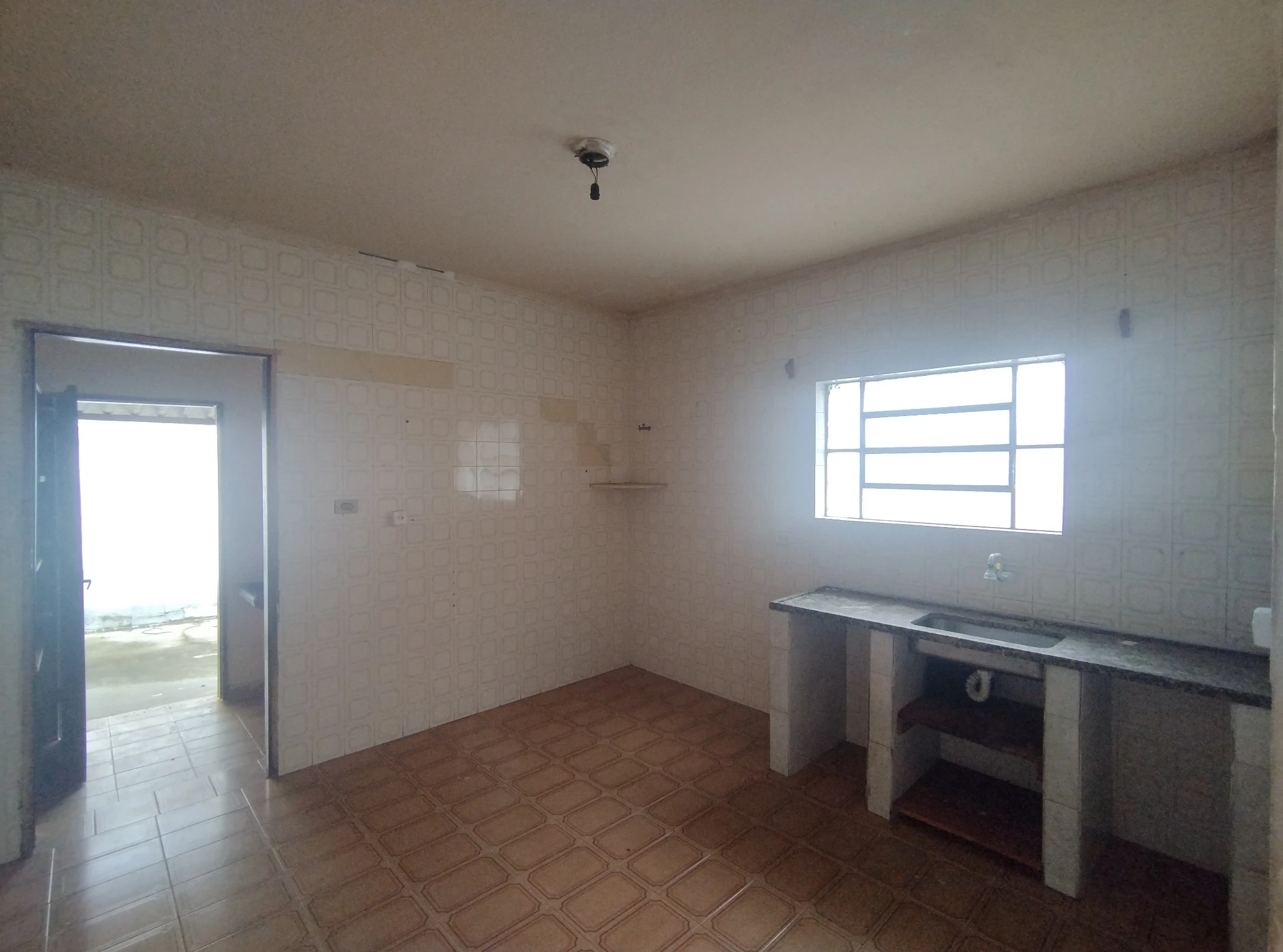 Foto do imóvel: Casa com 2 Quartos para Alugar, 55 m² em Jardim Independência - Jacareí