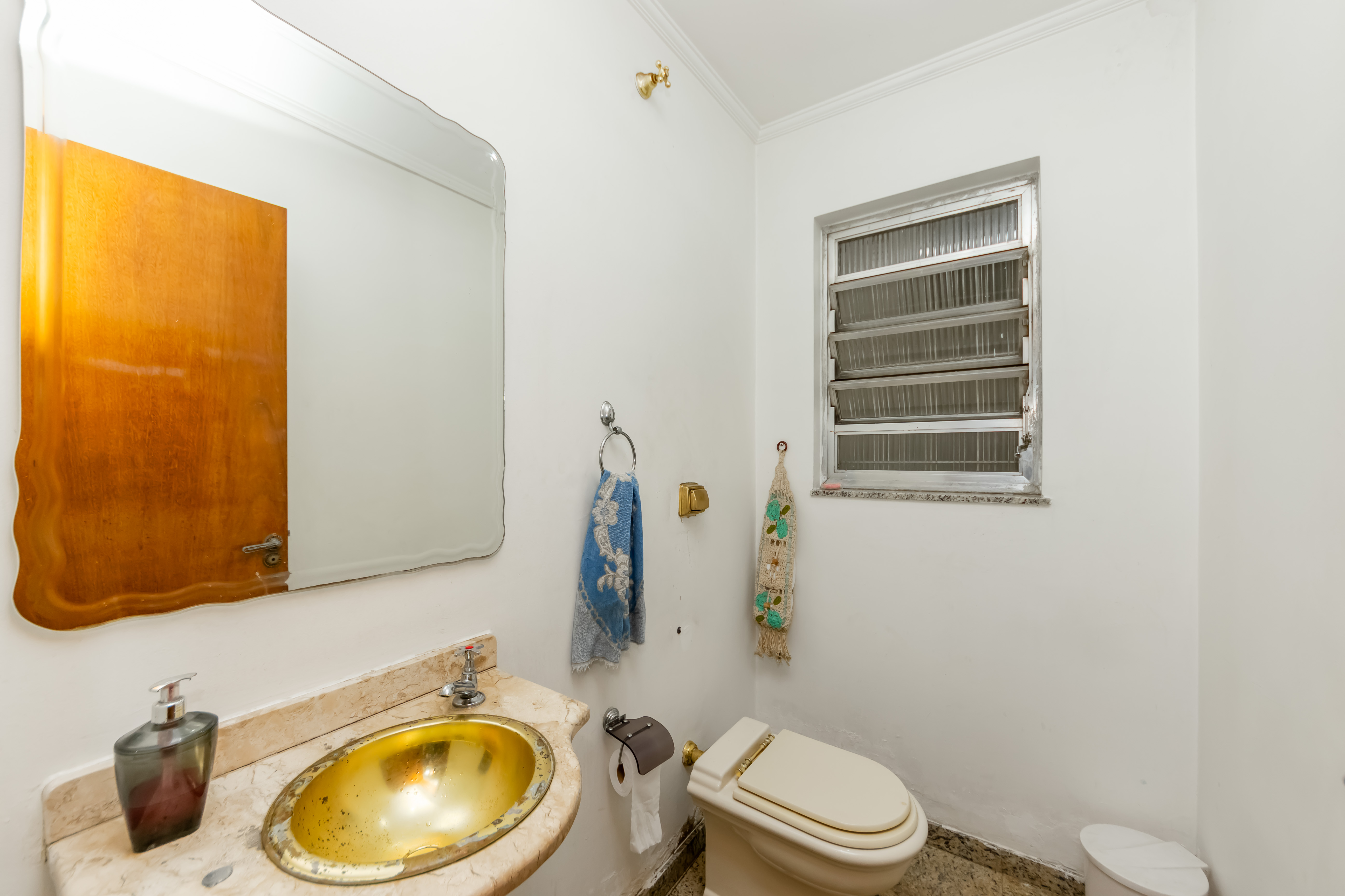 Foto do imóvel: Sobrado com 3 Quartos à Venda, 300 m² em Vila Lúcia Elvira - São Paulo