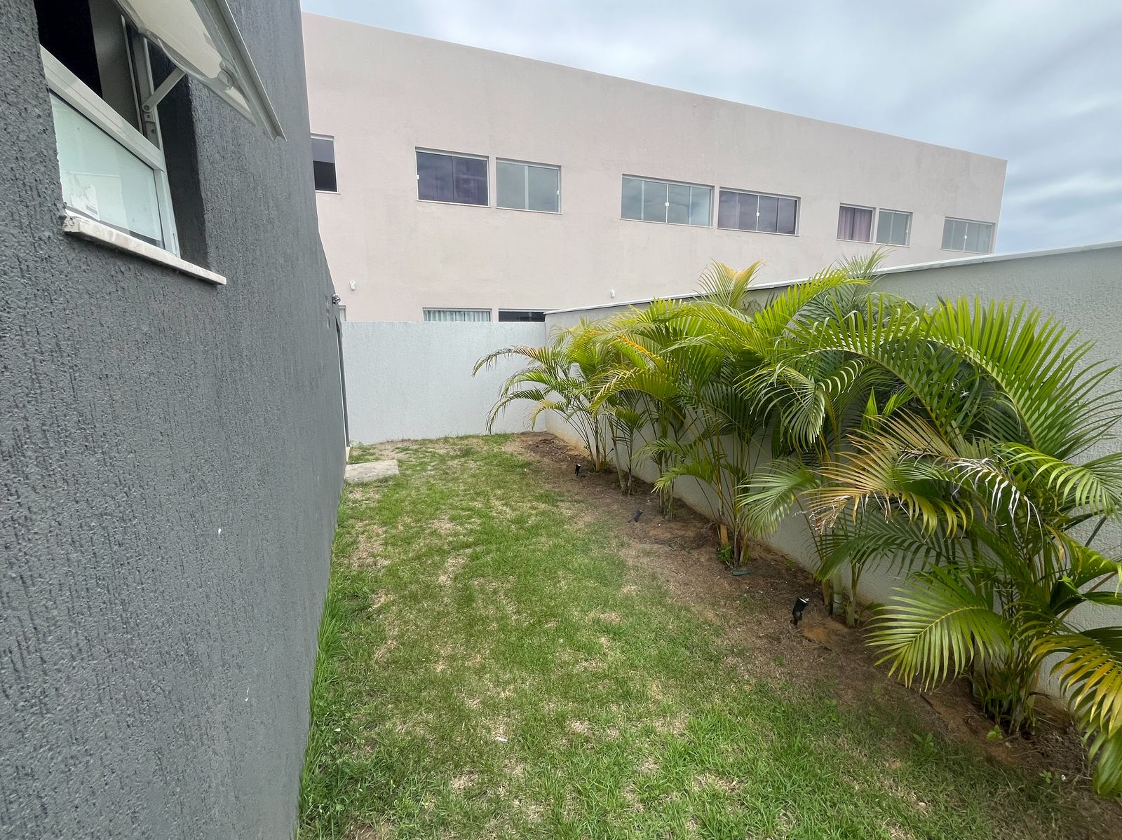 Foto do imóvel: Casa de Condomínio com 4 Quartos à Venda, 398 m² em Vale do Landirana (Abrantes) - Camaçari