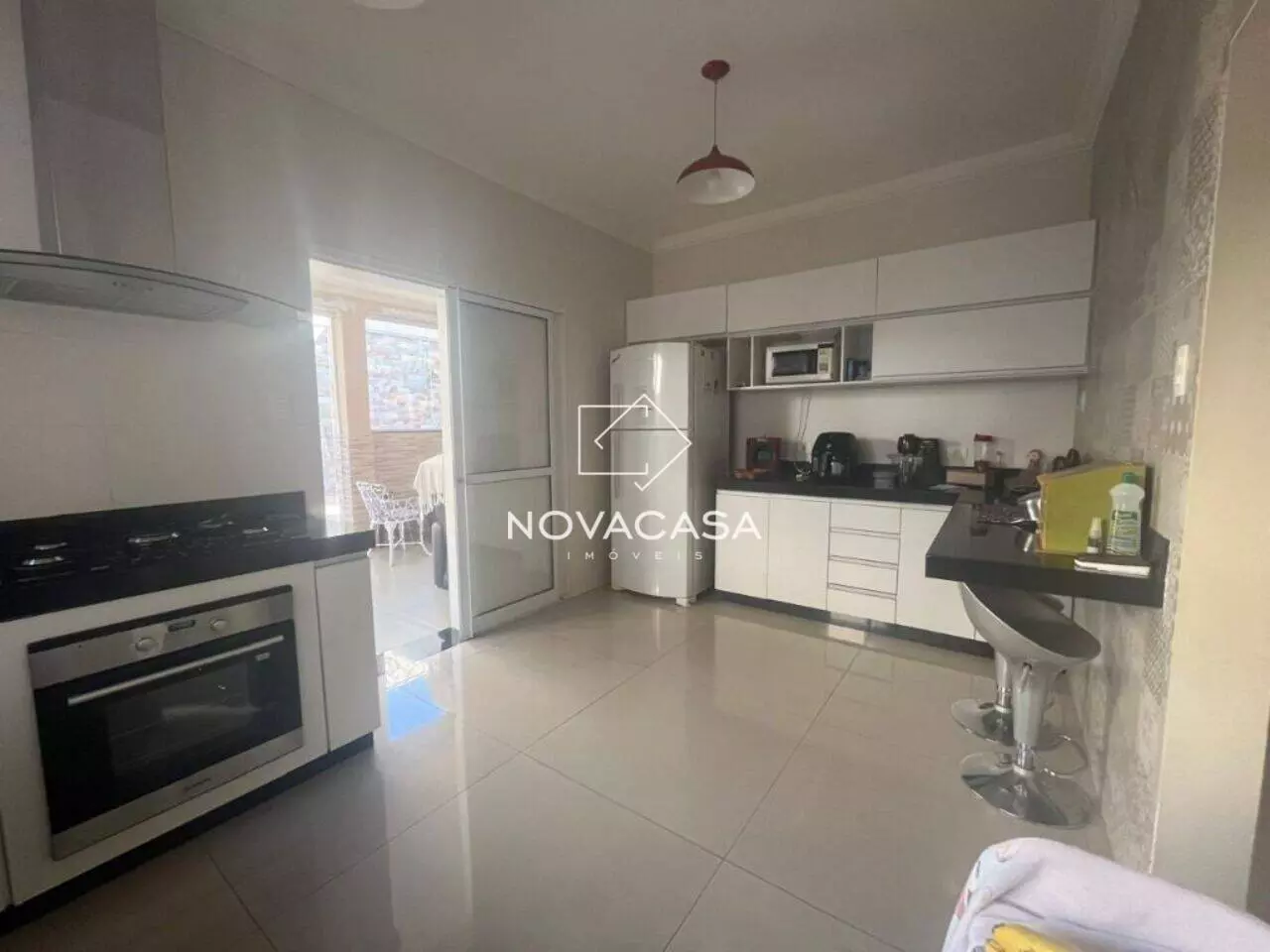 Foto do imóvel: Casa com 4 Quartos à Venda, 380 m² em Santa Mônica - Belo Horizonte