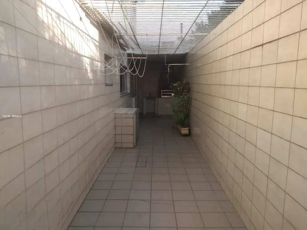 Imagem Casa com 2 Quartos à Venda, 132 m² em Jardim Aricanduva - São Paulo
