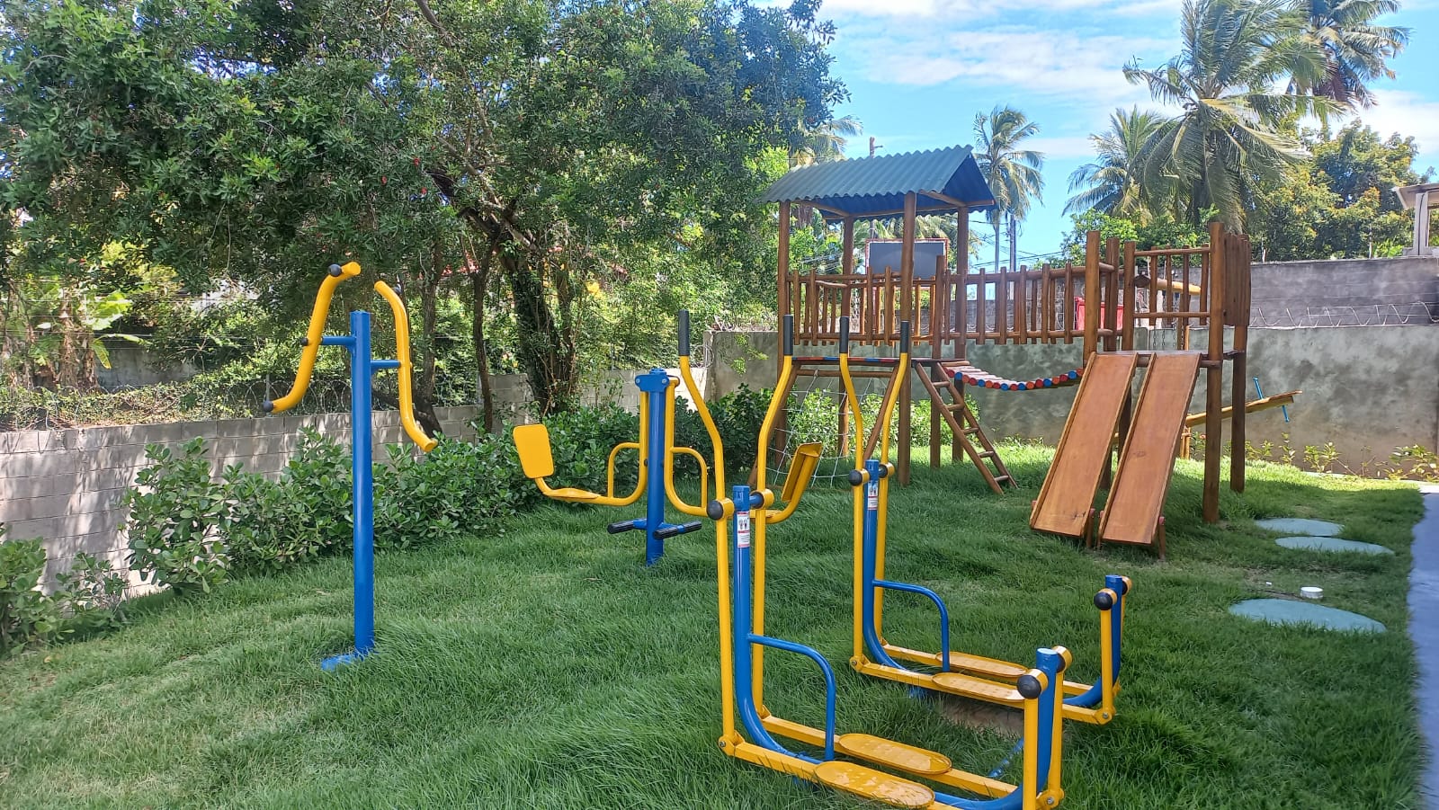 Imagem Apartamento com 2 Quartos à Venda, 40 m² em Recreio Ipitanga - Lauro de Freitas