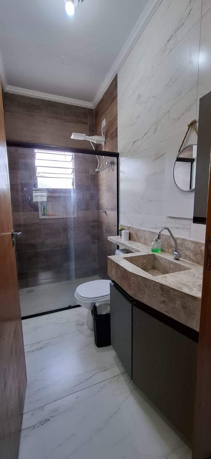 Imagem Casa de Condomínio com 5 Quartos à Venda, 350 m² em Jardim Shangri-Lá - Atibaia