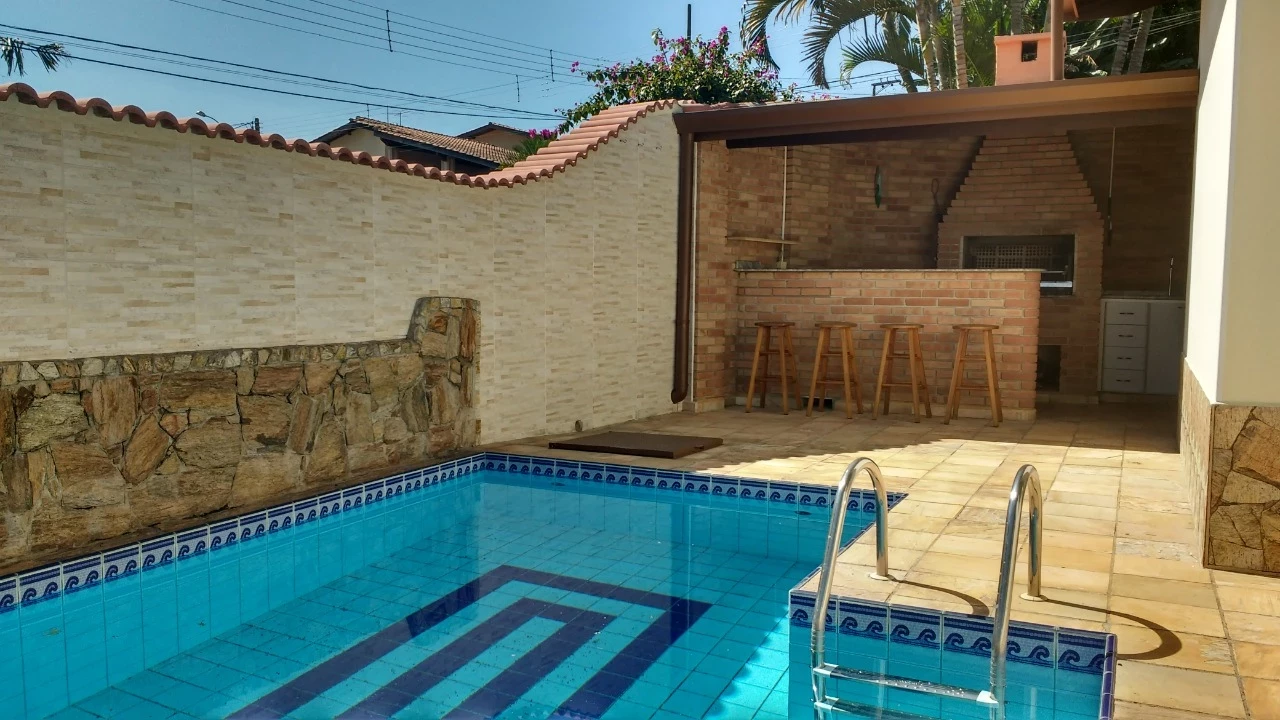 Imagem Casa com 2 Quartos à Venda ou Locação, 147 m² em Jardim do Lago - Atibaia Imagem Casa com 2 Quartos à Venda ou Locação, 147 m² em Jardim do Lago - Atibaia