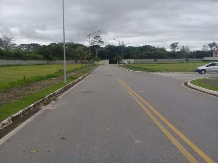 Imagem Terreno à Venda, 450 m² em Jardim Do Golfe - São José Dos Campos