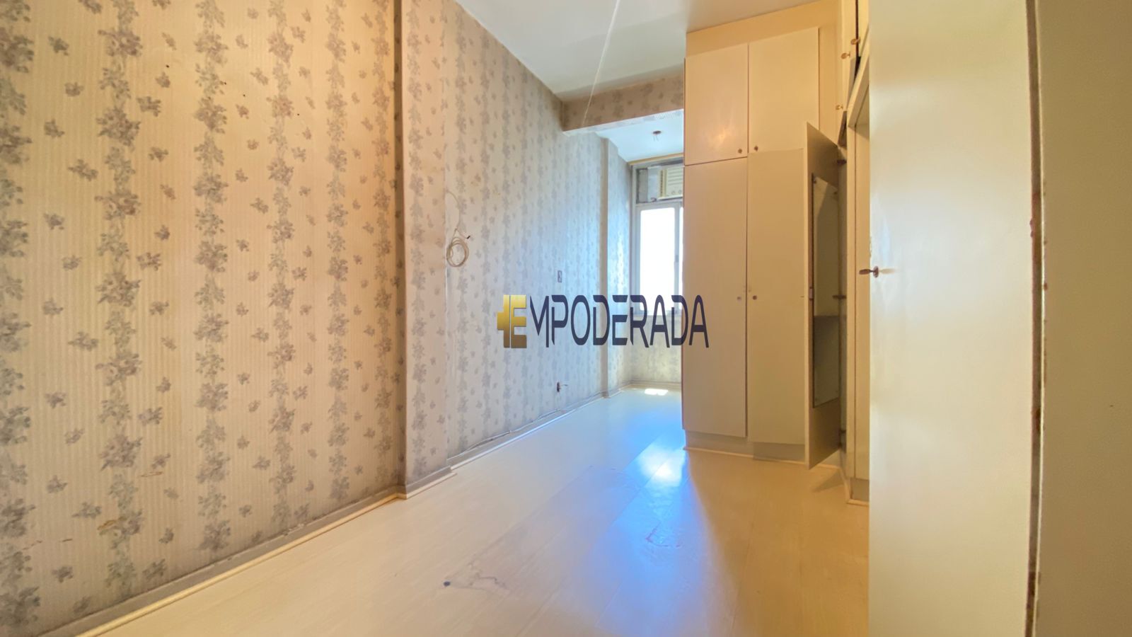 Imagem Apartamento com 2 Quartos à Venda, 70 m² em Copacabana - Rio de Janeiro