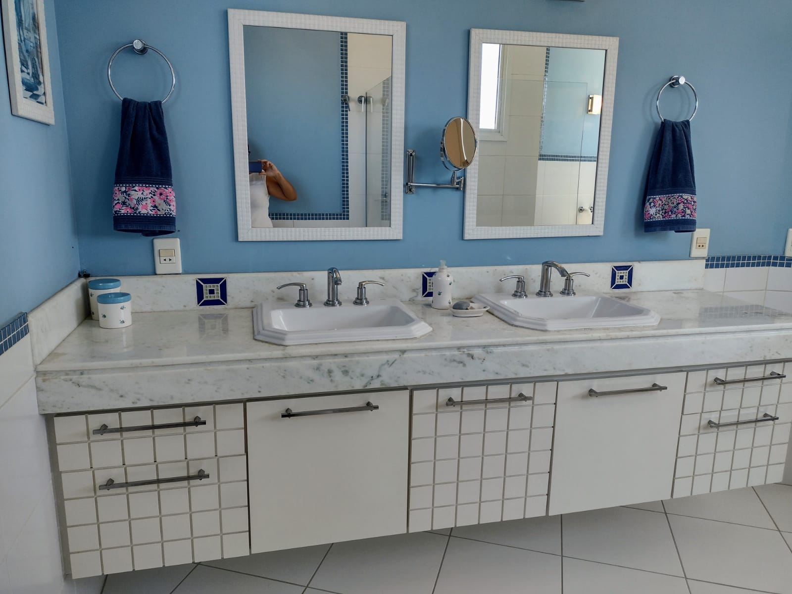 Imagem Casa de Condomínio com 3 Quartos à Venda, 320 m²em Centro - Vinhedo
