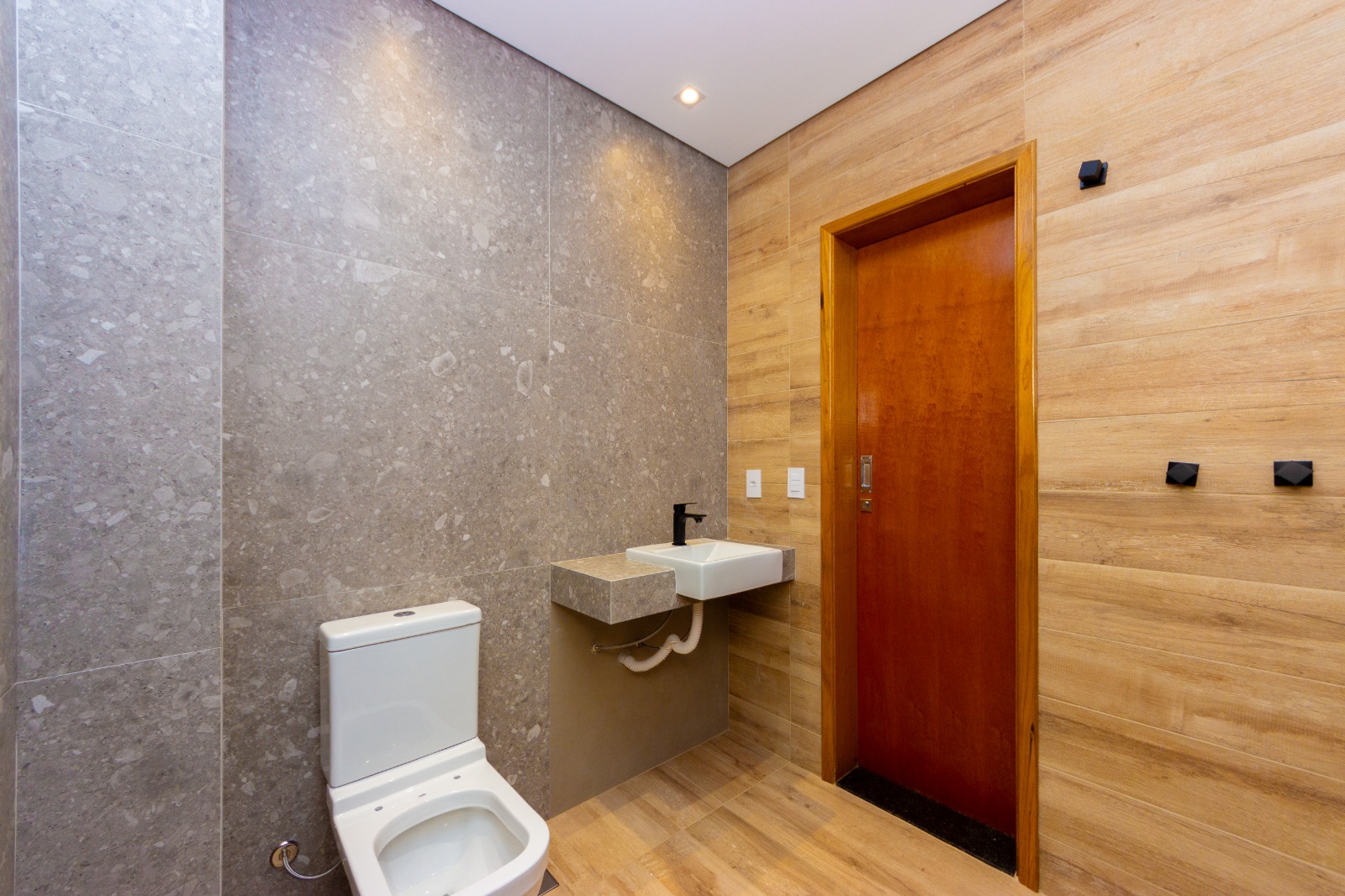 Imagem Sobrado com 3 Quartos à Venda, 165 m²em Vila do Bosque - São Paulo