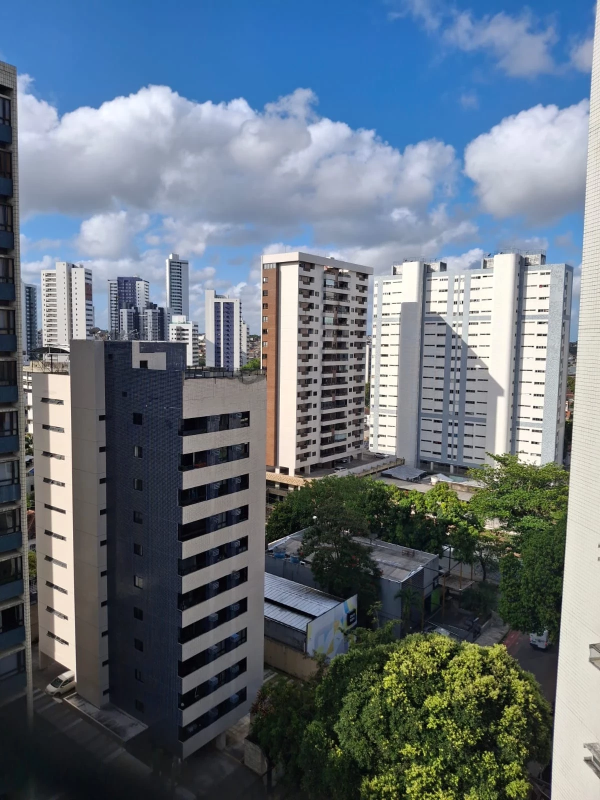 Imagem Apartamento com 3 Quartos à Venda, 191 m² em Tamarineira - Recife