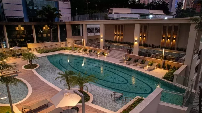 Imagem Apartamento com 4 Quartos à Venda, 233 m² em Real Parque - São Paulo