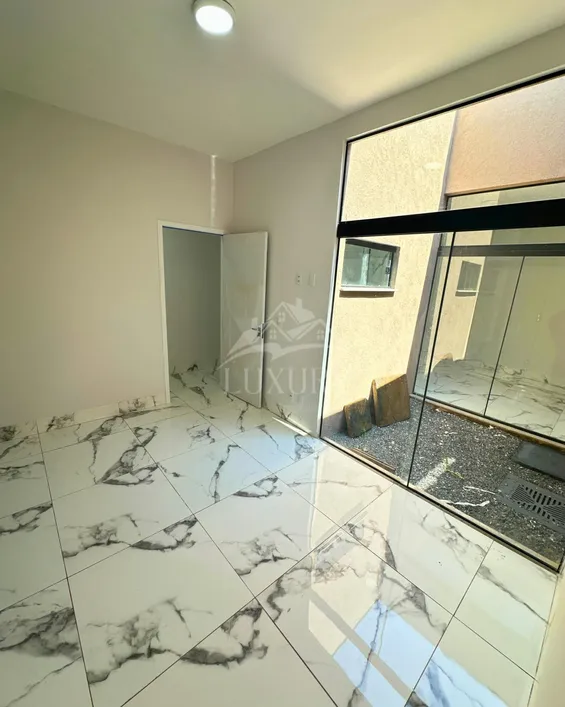 Imagem Casa com 3 Quartos à Venda, 117 m²em Paraiso - Senador Canedo