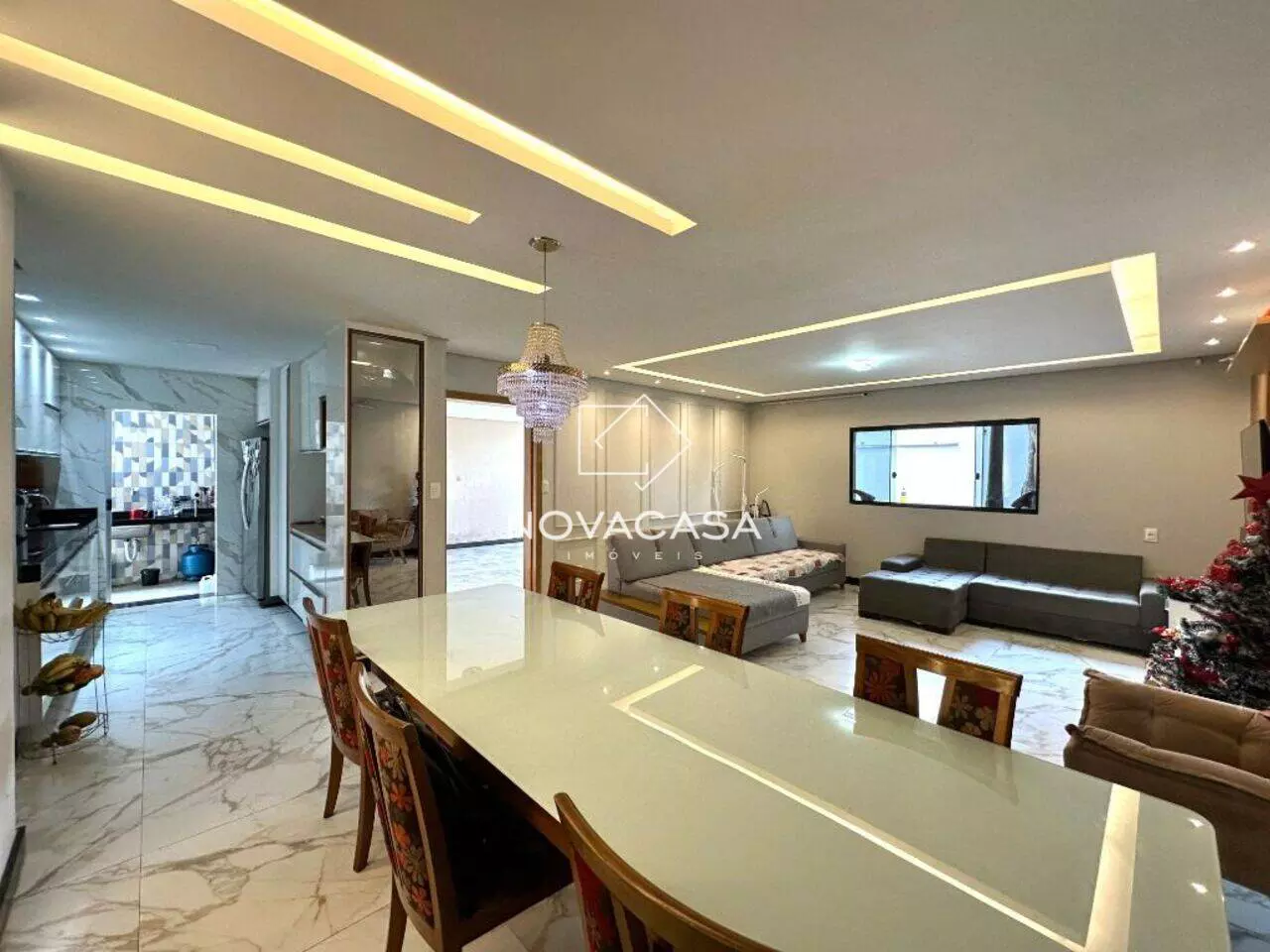 Foto do imóvel: Casa com 5 Quartos à Venda, 250 m² em Rio Branco - Belo Horizonte