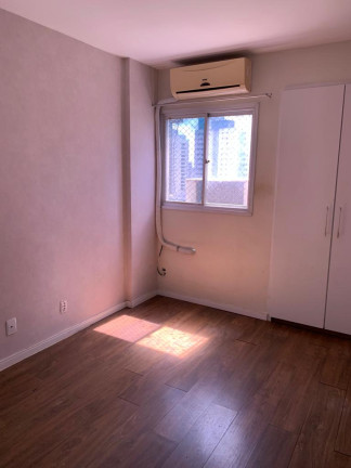 Imagem Apartamento com 3 Quartos para Alugar, 97 m²em Boa Viagem - Recife