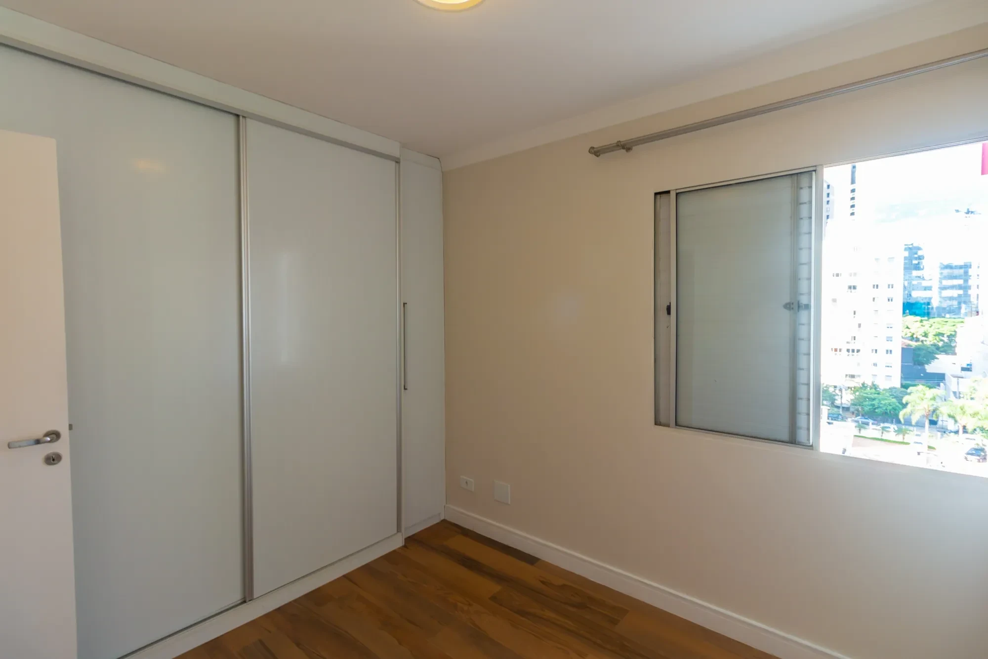 Imagem Apartamento com 1 Quarto para Alugar, 46 m² em Itaim Bibi - São Paulo
