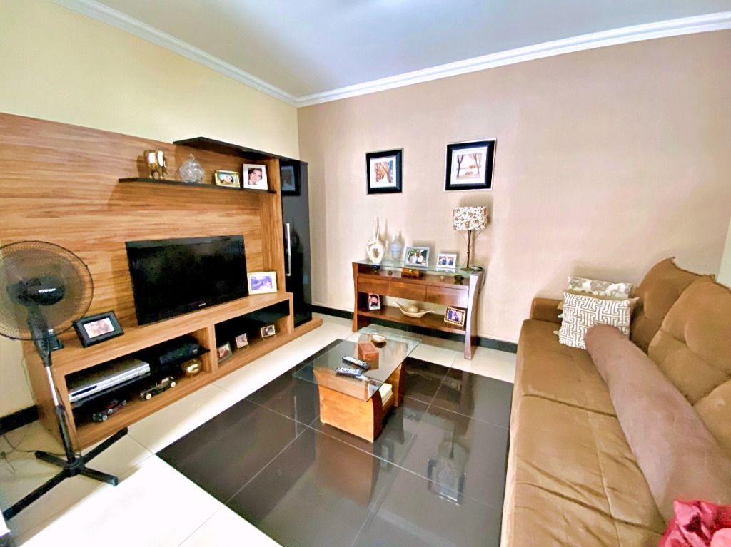 Foto do imóvel: Casa com 3 Quartos à Venda, 266 m² em Planalto - Belo Horizonte