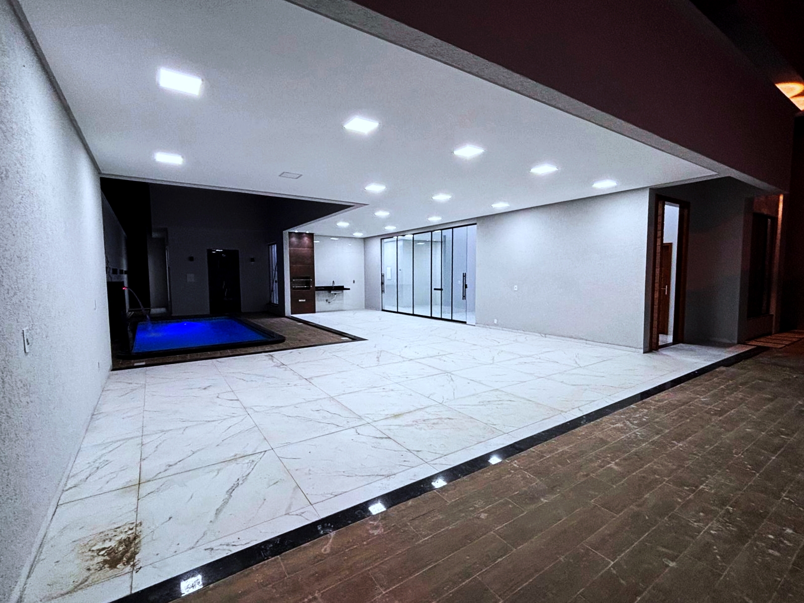 Imagem Casa com 4 Quartos à Venda, 250 m² em Belo Horizonte - Marabá