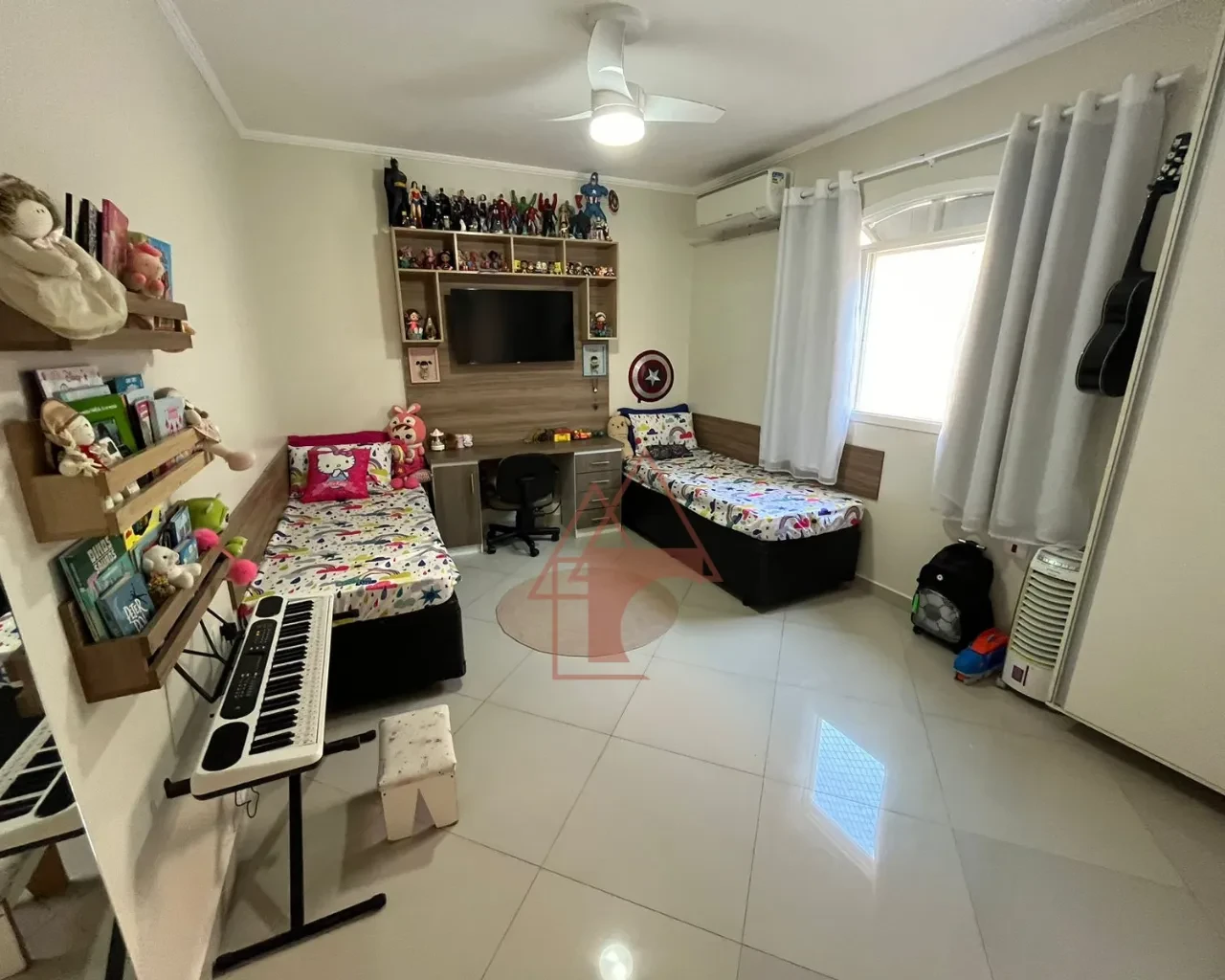 Imagem Sobrado com 3 Quartos à Venda, 203 m² em Jardim Casqueiro - Cubatão