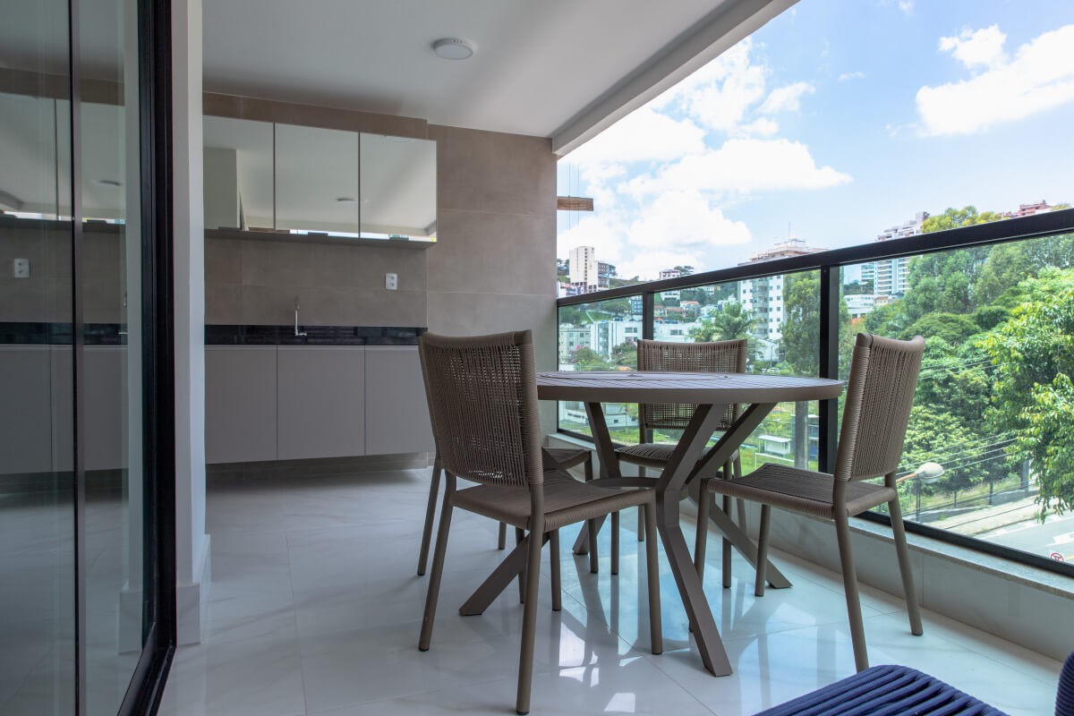 Imagem Apartamento com 3 Quartos à Venda, 97 m² em Centro - Juiz de Fora