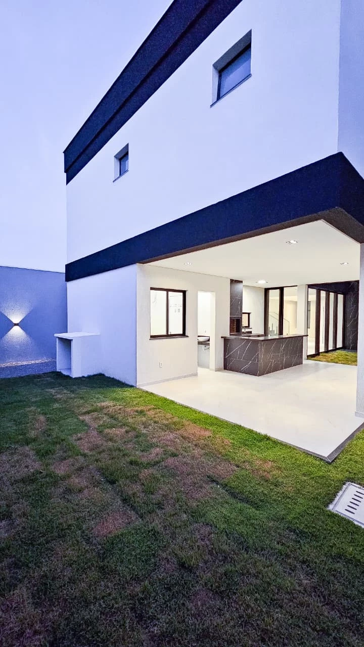 Imagem Casa de Condomínio com 4 Quartos à Venda, 267 m² em Cidade Alpha - Eusébio