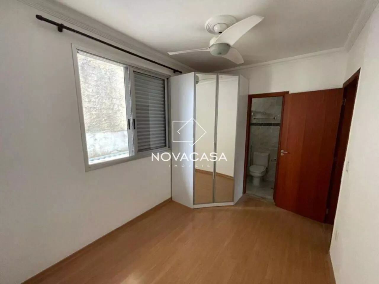Imagem Casa com 3 Quartos à Venda, 85 m² em Heliópolis - Belo Horizonte