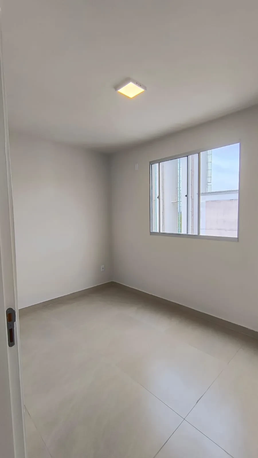 Imagem Apartamento com 2 Quartos à Venda, 45 m² em Catu de Abrantes (Abrantes) - Camaçari