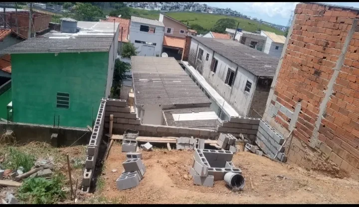 Terreno à Venda, 150 metros em Cézar de Souza - Mogi das Cruzes