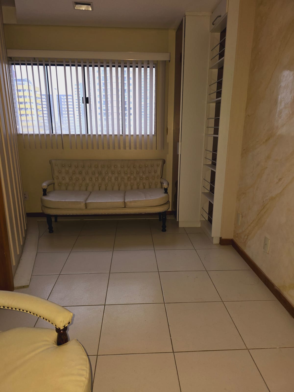 Imagem Sala Comercial para Alugar, 43 m²em Umarizal - Belém