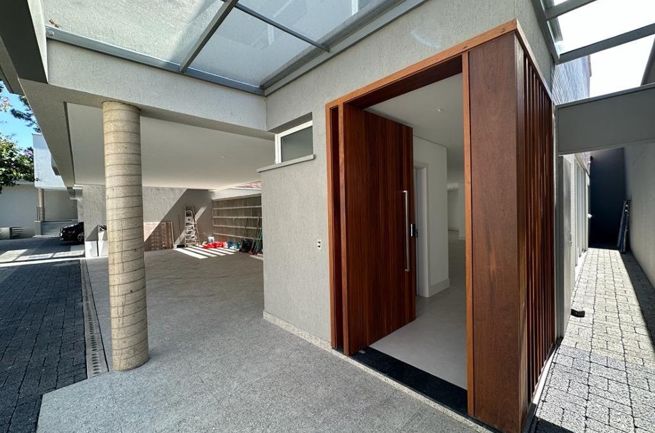 Imagem Casa de Condomínio com 3 Quartos à Venda, 472 m² em Jardim dos Estados - São Paulo