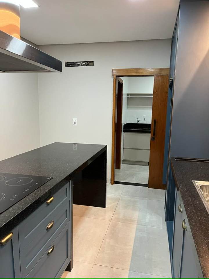 Foto do imóvel: Casa de Condomínio à Venda, 360 m² em Centro - Bady Bassitt