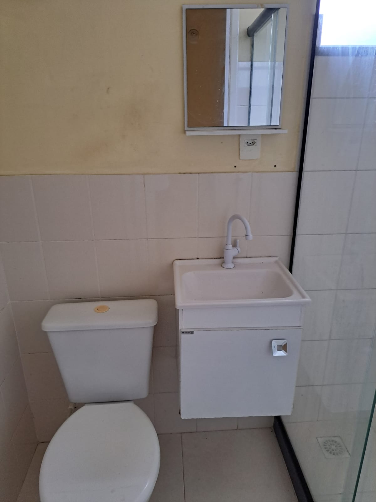 Imagem Casa de Condomínio com 2 Quartos à Venda, 60 m²em Guaratiba - Rio de Janeiro