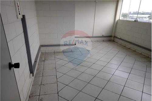 Imagem Galpão para Alugar, 500 m²em Centro - São José dos Campos