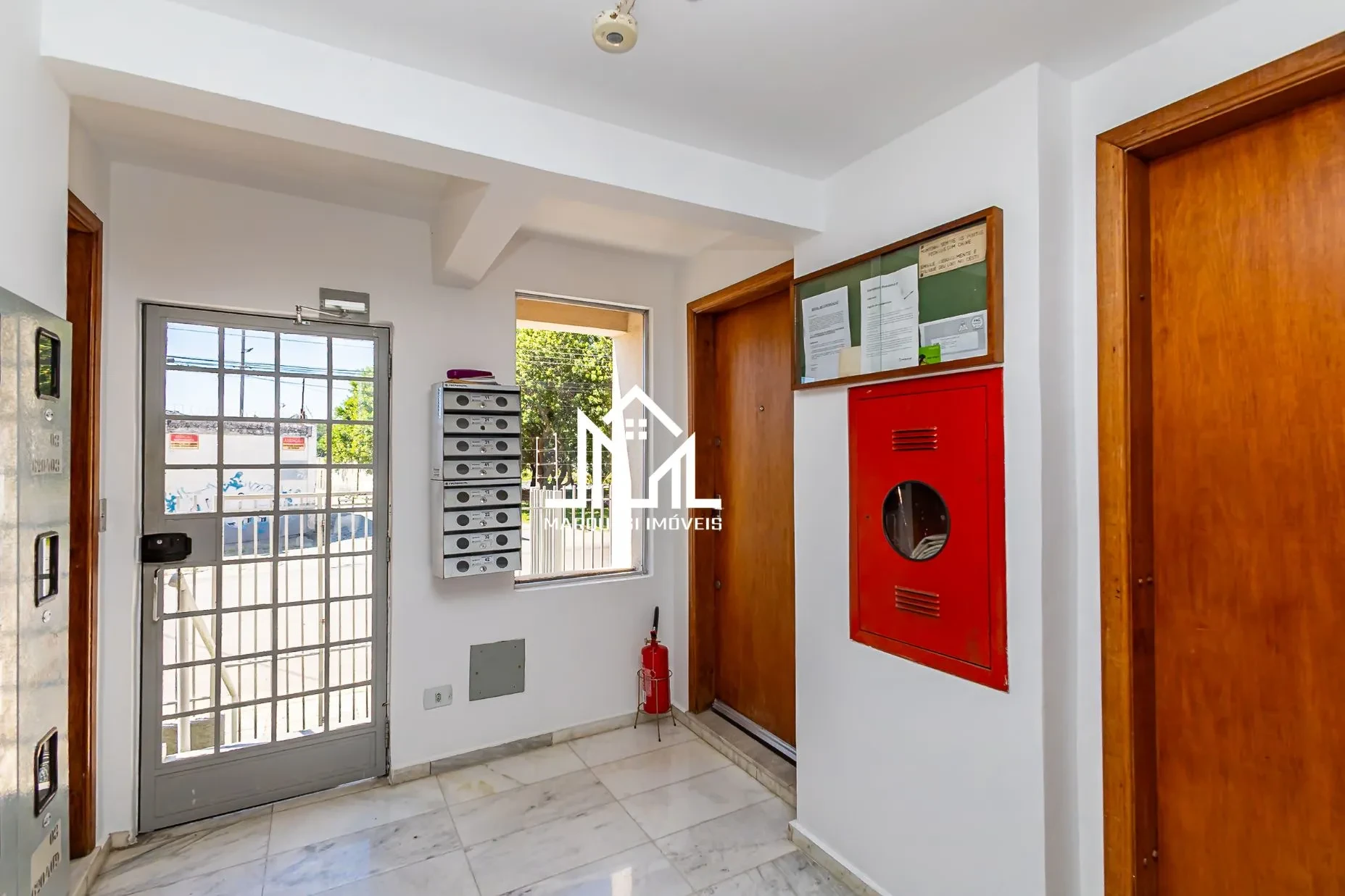 Imagem Apartamento com 3 Quartos à Venda, 65 m² em Parolin - Curitiba