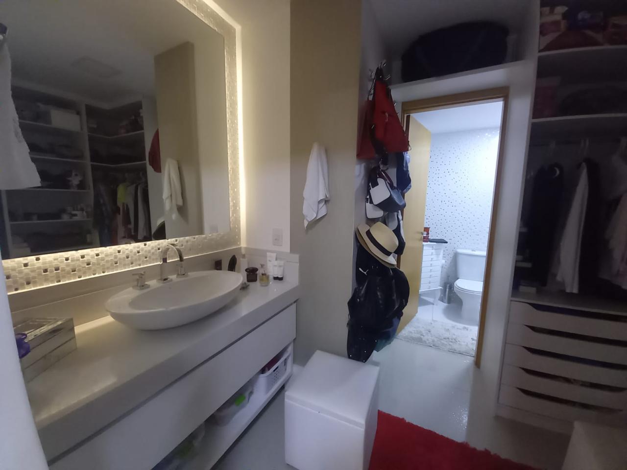 Imagem Cobertura com 4 Quartos à Venda, 268 m²em Camboinhas - Niterói