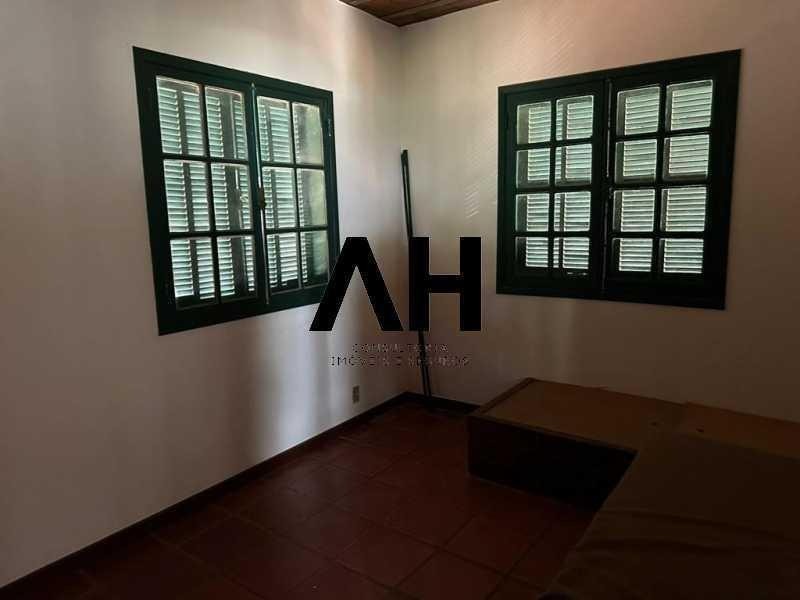 Imagem Casa com 5 Quartos à Venda, 150 m²em Praia de Itaipuaçu (Itaipuaçu) - Maricá