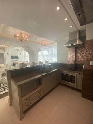 Apartamento com 3 Quartos à Venda, 169 m² em Meia Praia - Itapema